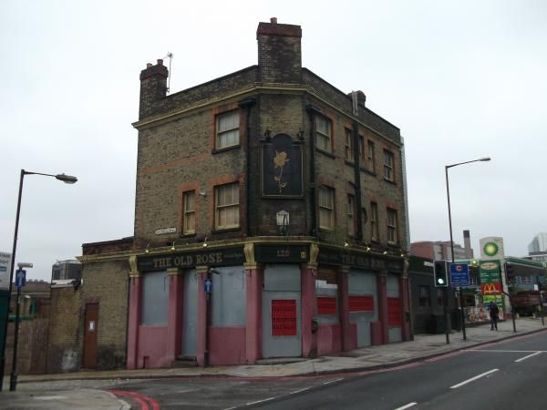 Old Rose London E1 taken Sept 2013. (Pub, External). Published on 19-11-2013