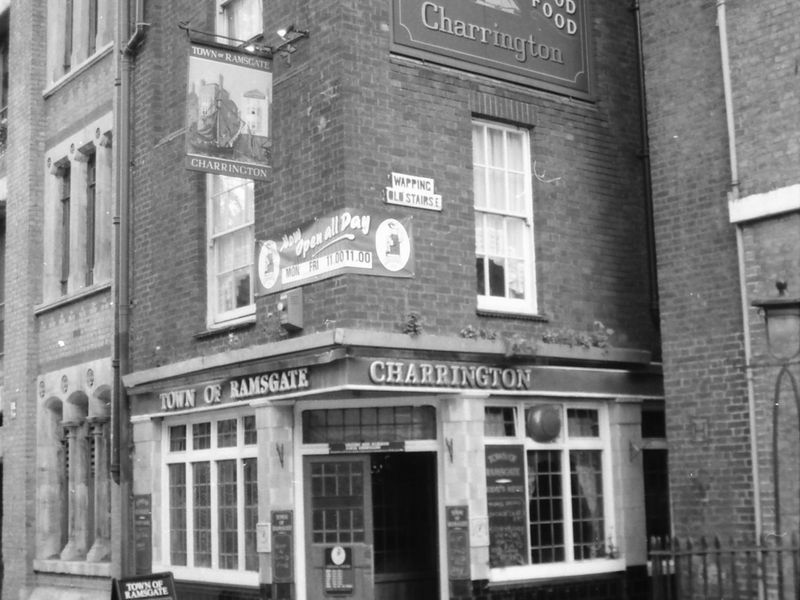 E1-Town Of Ramsgate taken Oct 1988.jpg. (Pub, External). Published on 02-01-2018