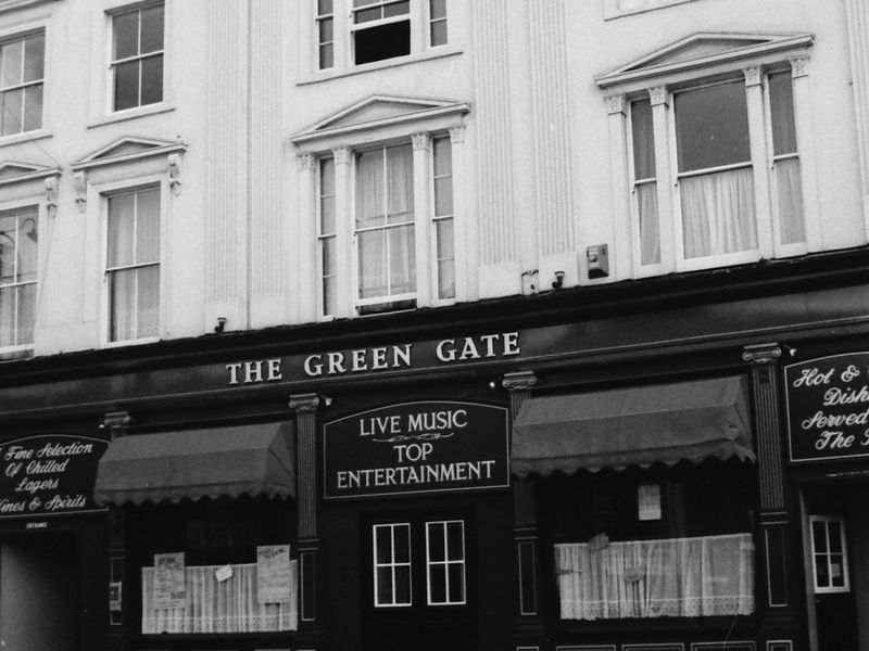 Green Gate London E2 taken 25-7-1987. (Pub, External). Published on 22-02-2018