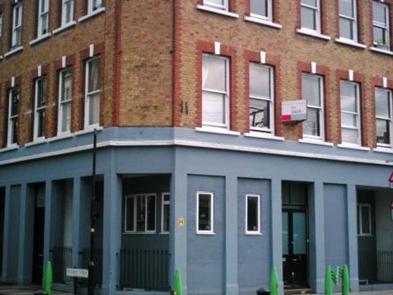 Sportling Life ex Lamb London E2. (Pub, External). Published on 14-10-2013