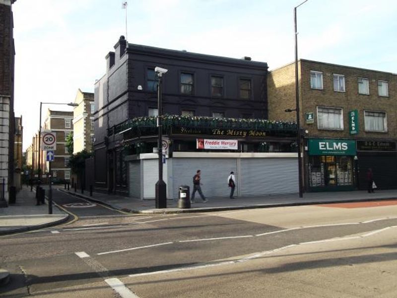 Misty Moon London E2 taken Aug 2013. (Pub, External, Key). Published on 19-11-2013
