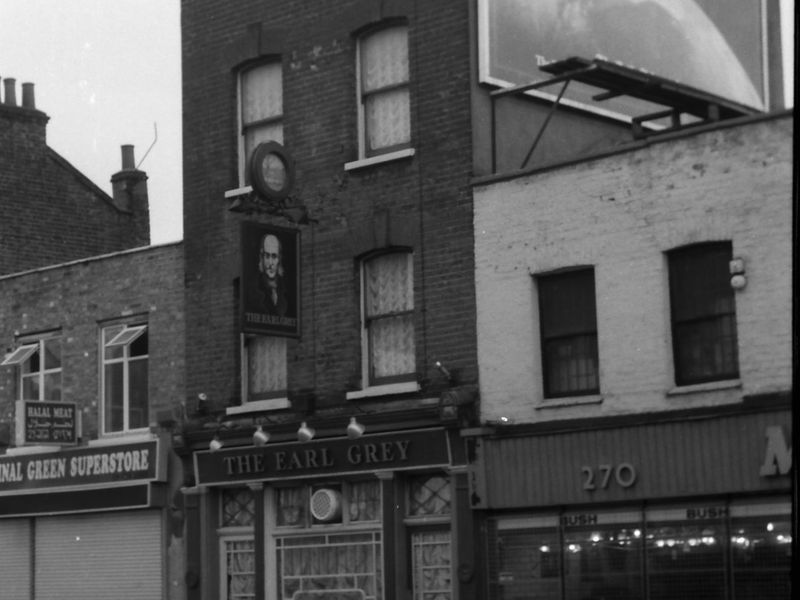 Earl Grey London E2 taken 19 Feb1989. (Pub, External). Published on 22-02-2018
