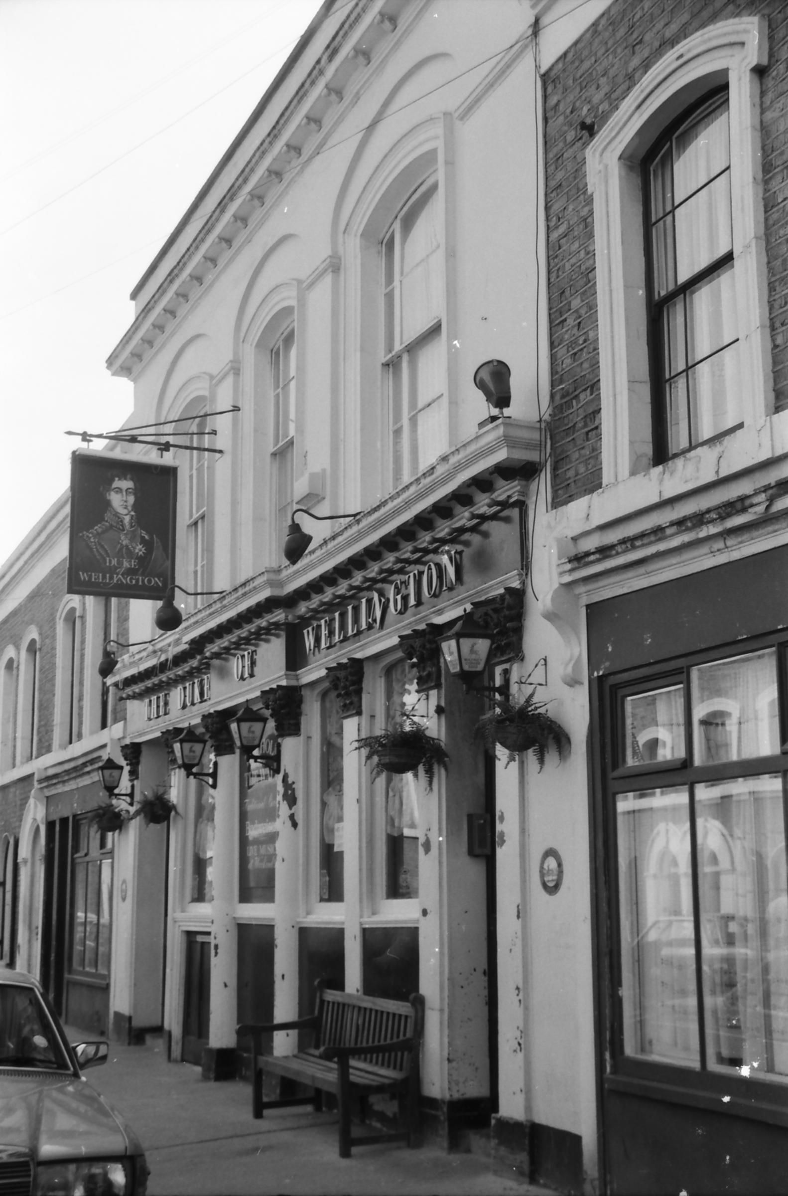 Duke of Wellington London E2 taken 17 Sept 1988. (Pub, External). Published on 22-02-2018