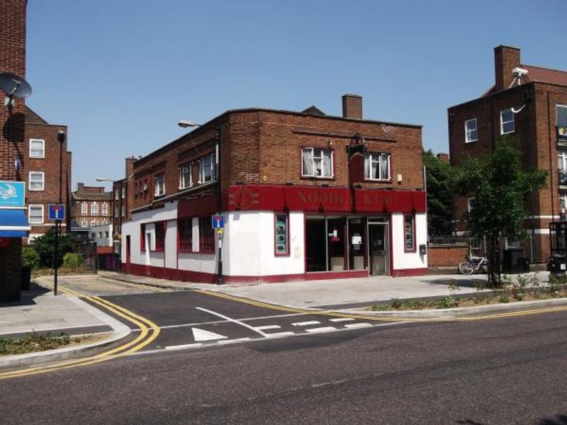 Blade Bone London E2. (Pub, External). Published on 21-09-2013
