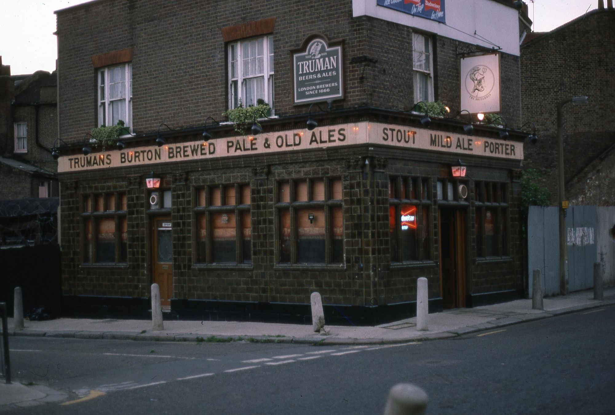 Britannia London E2 20260803. (Pub, External, Key). Published on 19-08-2026