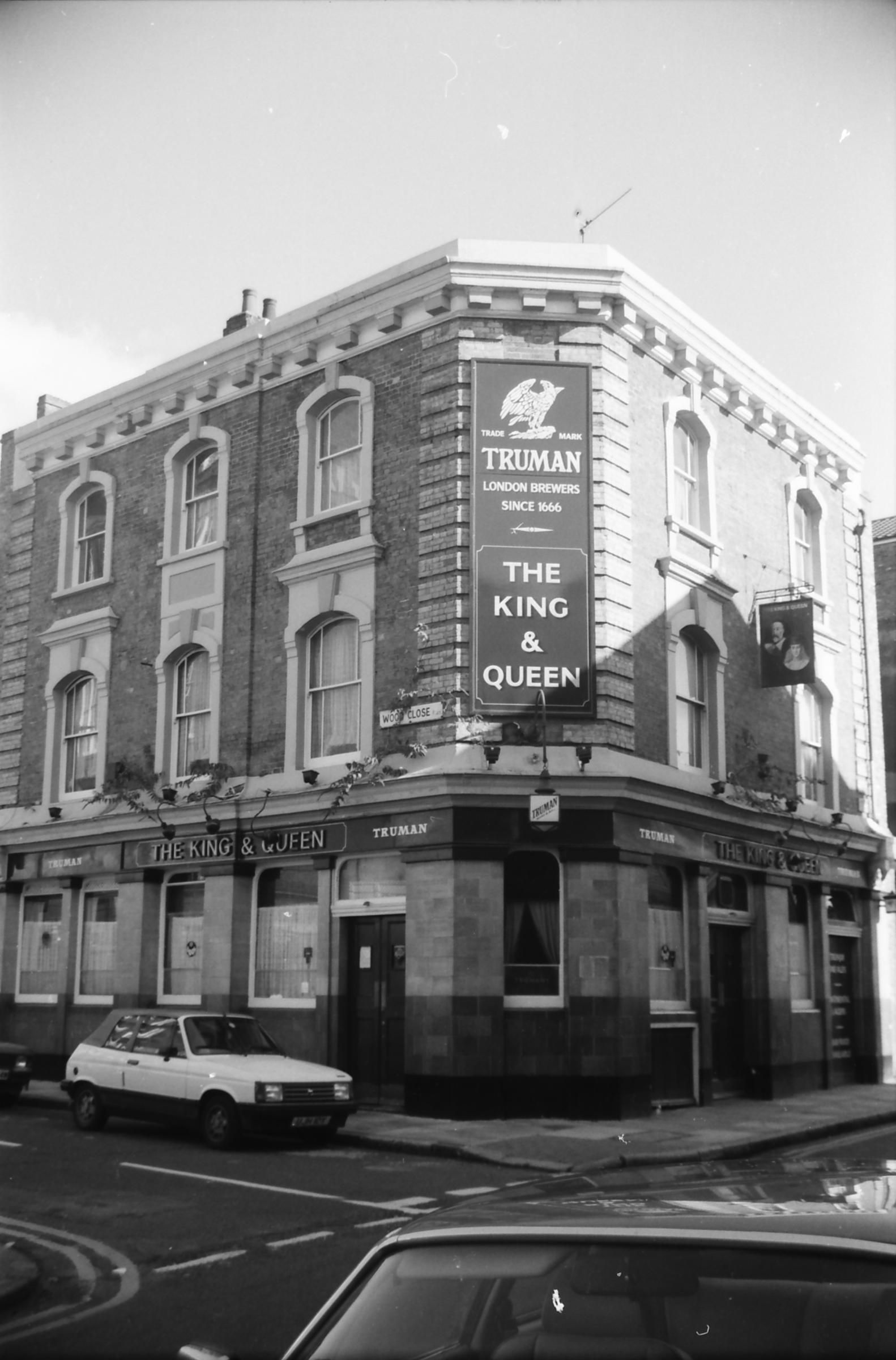 E2-King & Queen taken Oct 1988.. (Pub, External). Published on 22-02-2018