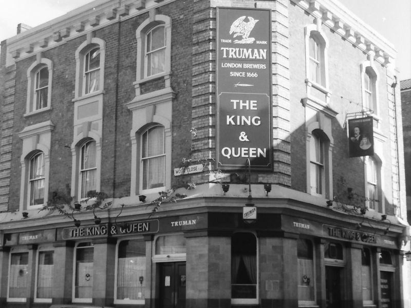 E2-King & Queen taken Oct 1988.. (Pub, External). Published on 22-02-2018