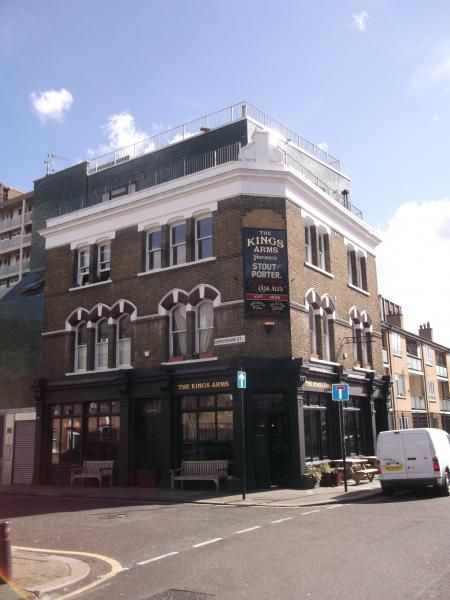 Kings Arms Buckfast St London E2 taken March 2016. (Pub, External). Published on 07-04-2016