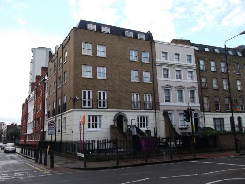 Septembers London E2 taken Oct 2014. (Pub, External, Key). Published on 31-10-2014 