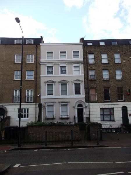 Septembers London E2 taken Oct 2014. (Pub, External). Published on 31-10-2014