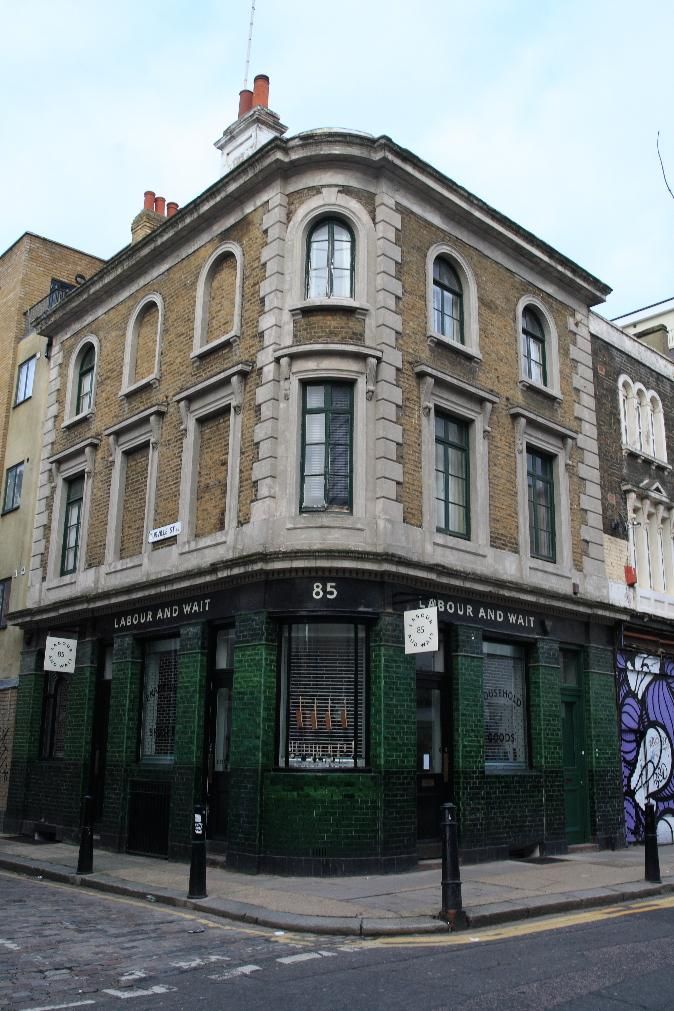 Dolphin London E2 taken 24 Jan 2011.. (Pub, External). Published on 18-04-2019