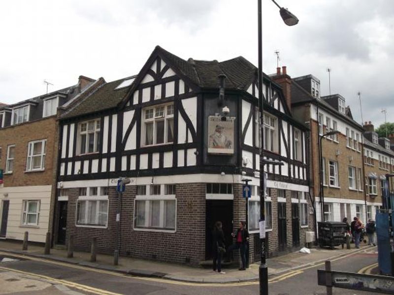 Conqueror London E2 taken June 2014. (Pub, External, Key). Published on 08-08-2014
