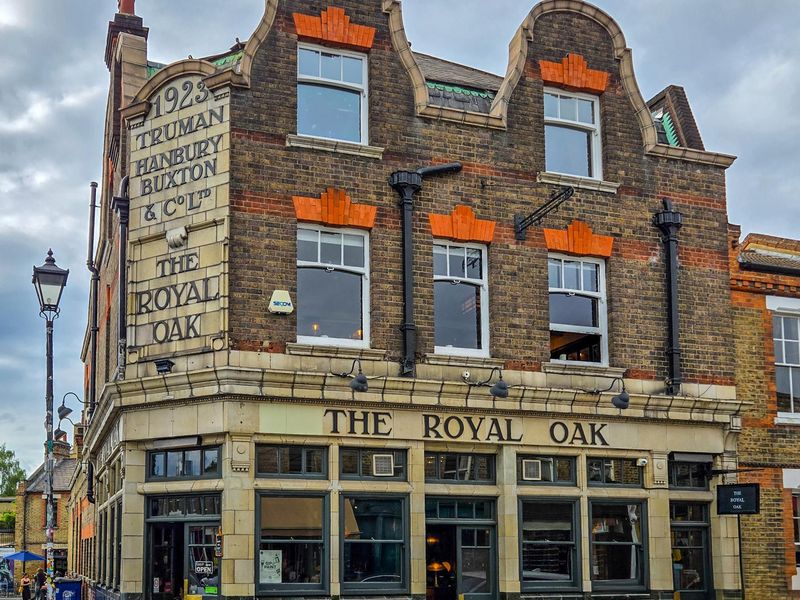 Royal Oak London E2 20250804. (Pub, External). Published on 10-08-2025 