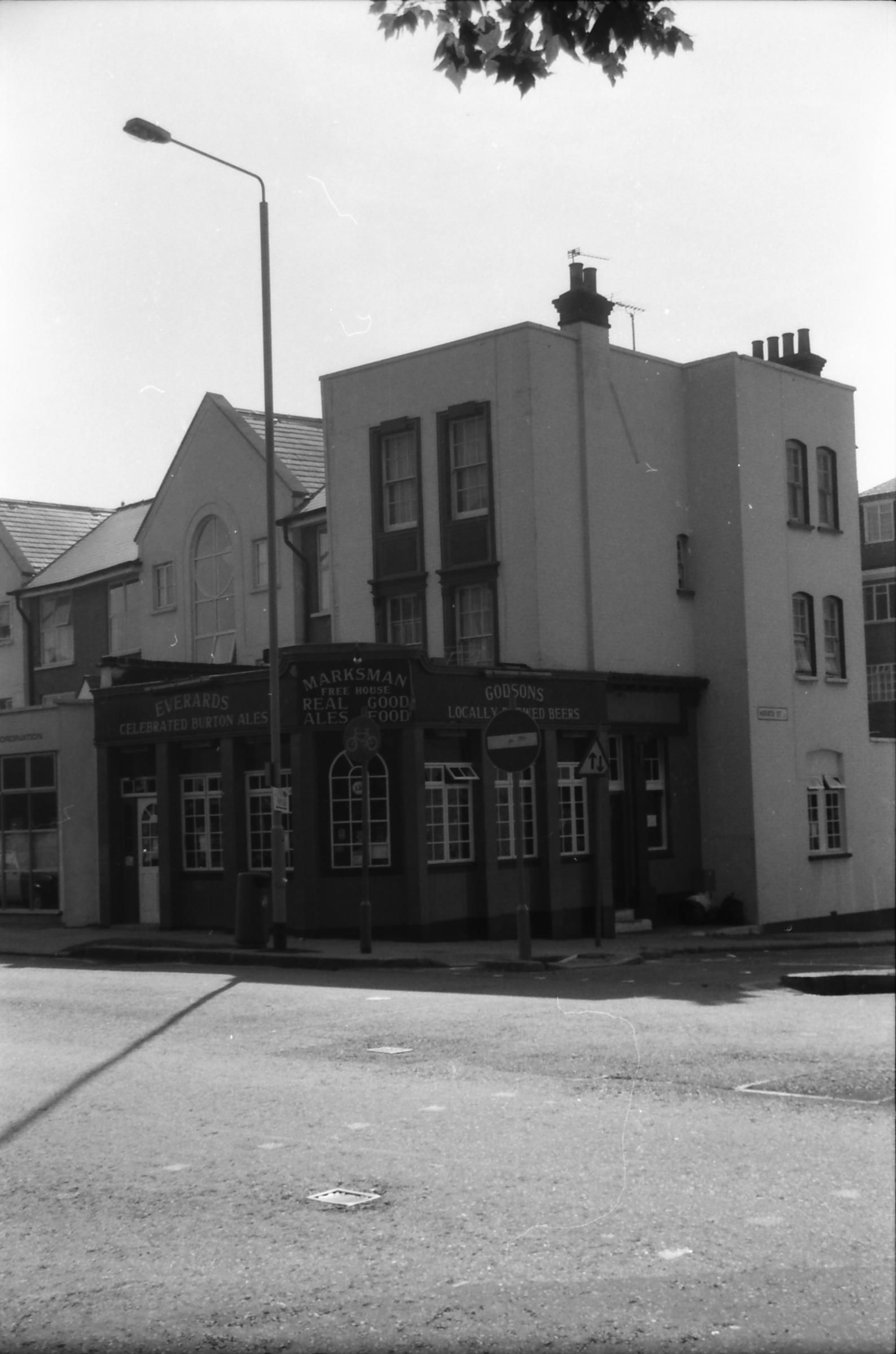 Marksman London E2 taken in Sept 1988. (Pub, External). Published on 22-02-2018