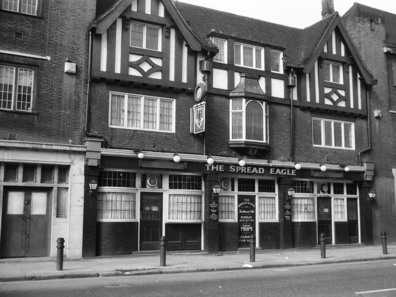 Spread Eagle London E2 taken in Sept 1988. (Pub, External). Published on 22-02-2018 