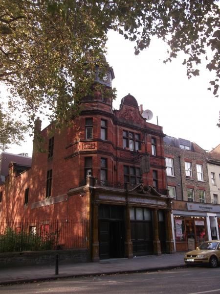 Ye Olke Axe London E2 taken Oct 2014. (Pub, External, Key). Published on 31-10-2014