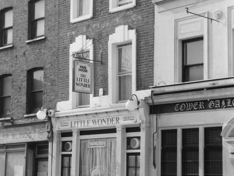 Little Wonder London E2 taken 18 Sept 1988. (Pub, External). Published on 22-02-2018