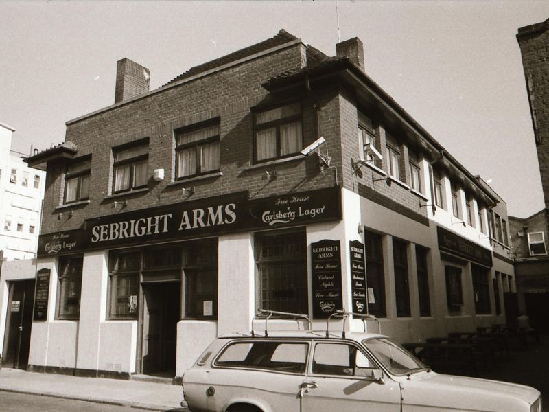 Sebright Arms London E2 taken in May 1994. (Pub, External). Published on 22-02-2018 