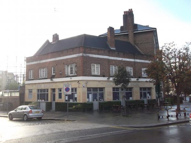 Perseverance Pritchards Rd London E2 taken Oct 2014. (Pub, External). Published on 31-10-2014