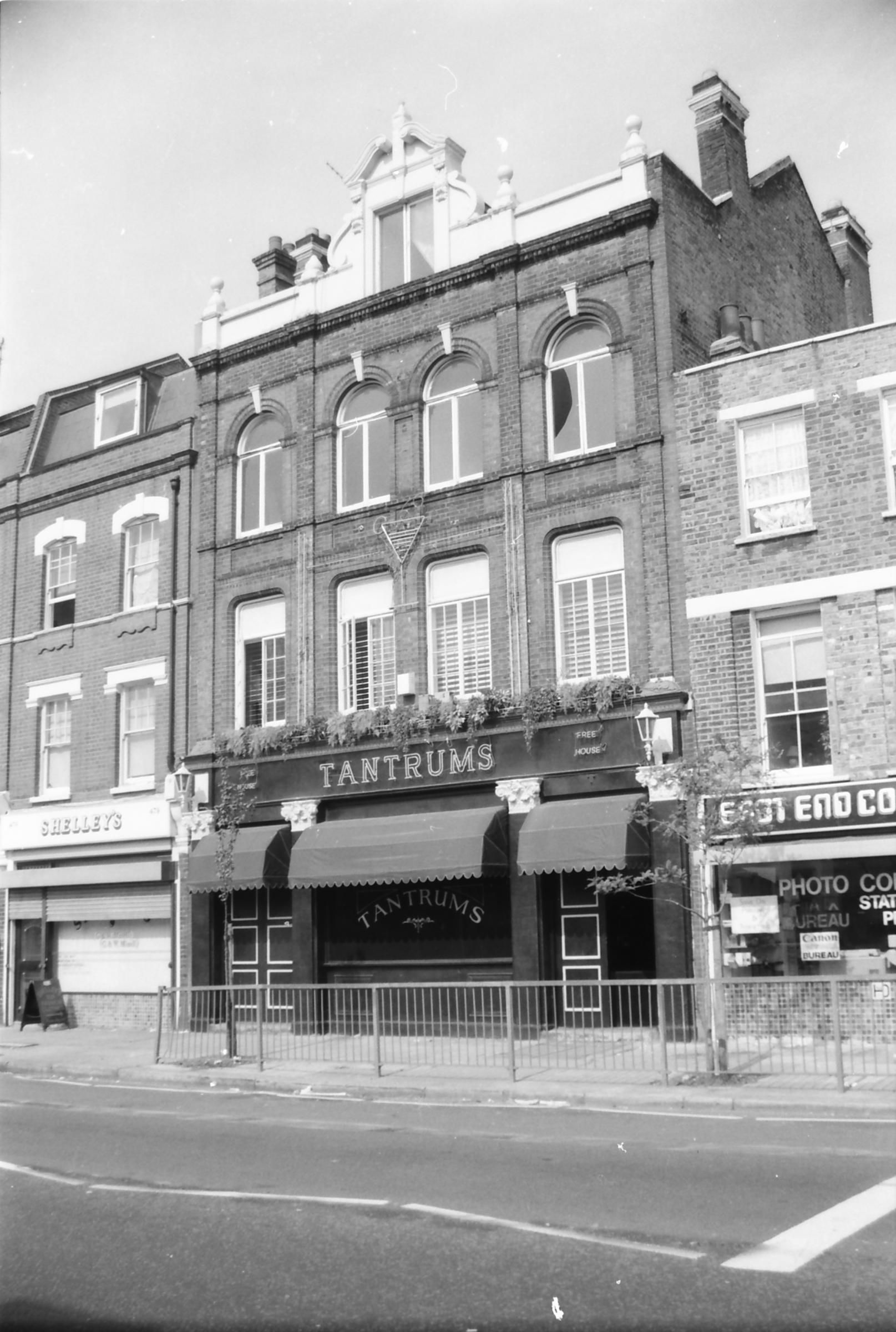 Tantrums London E2 taken in Sept 1988. (Pub, External). Published on 22-02-2018