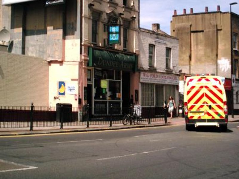 Dundeel Arms London E2. (Pub, External). Published on 14-10-2013