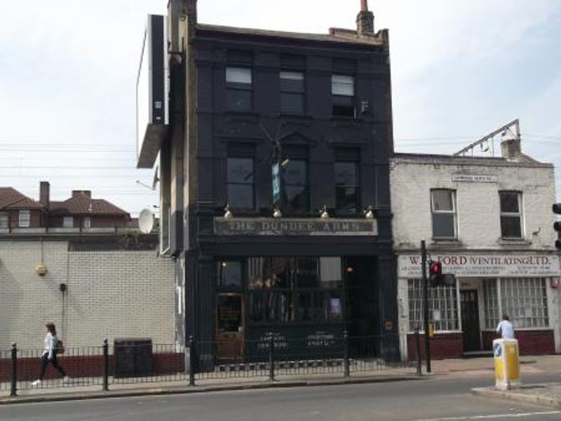 Dundeel Arms London E2 taken May 2016. (Pub). Published on 10-05-2016