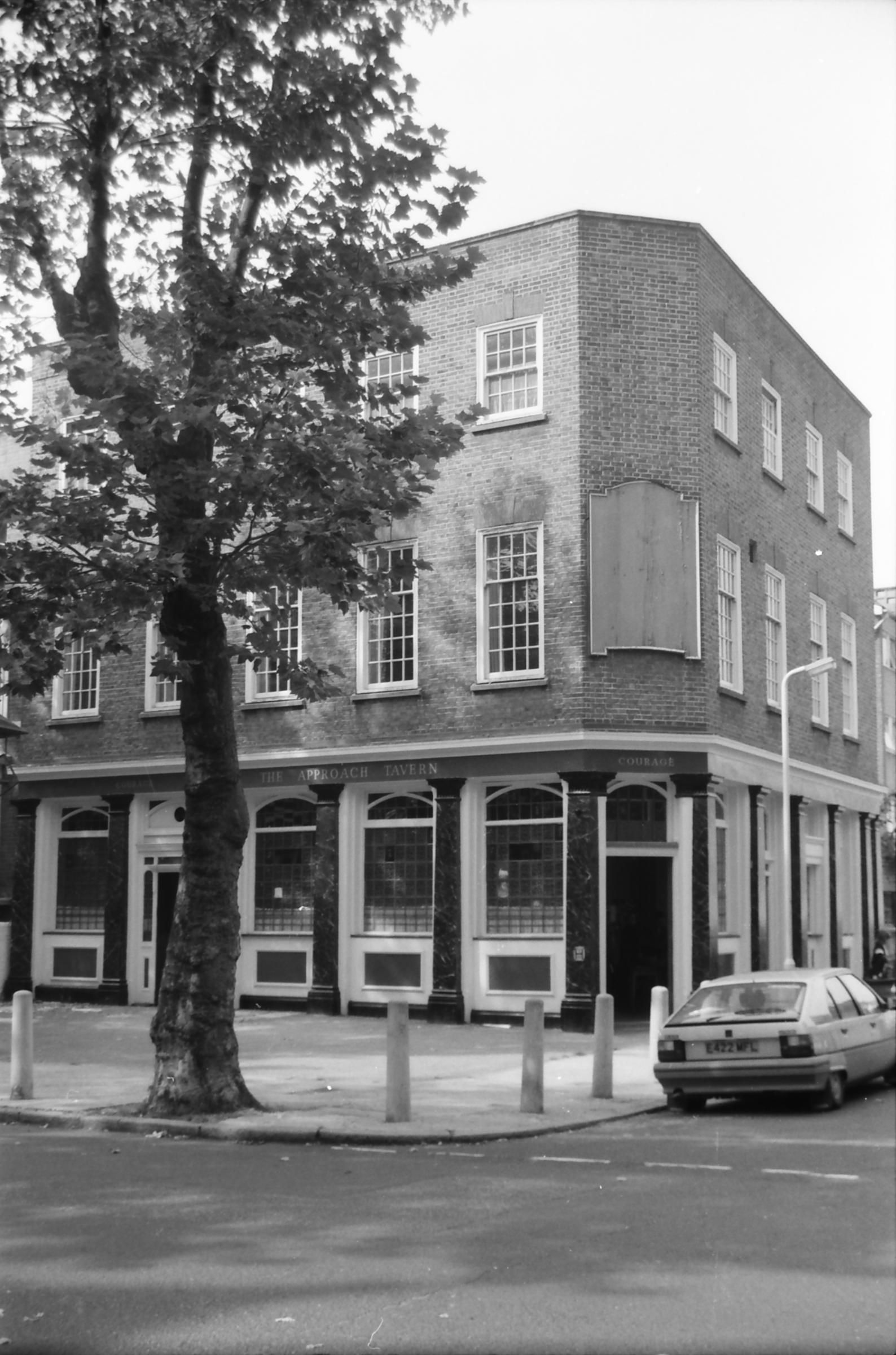 Approach Tavern London E2 taken in Sept 1988. (Pub, External). Published on 22-02-2018