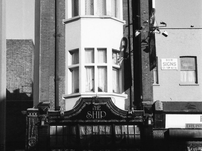 Ship London E2 taken 10 Dec 1988. (Pub, External). Published on 22-02-2018