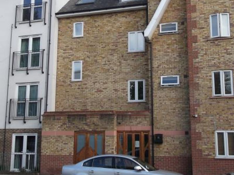 Dover Caste London E2 site thereof taken Oct 2014 . (Pub, External, Key). Published on 30-10-2014 