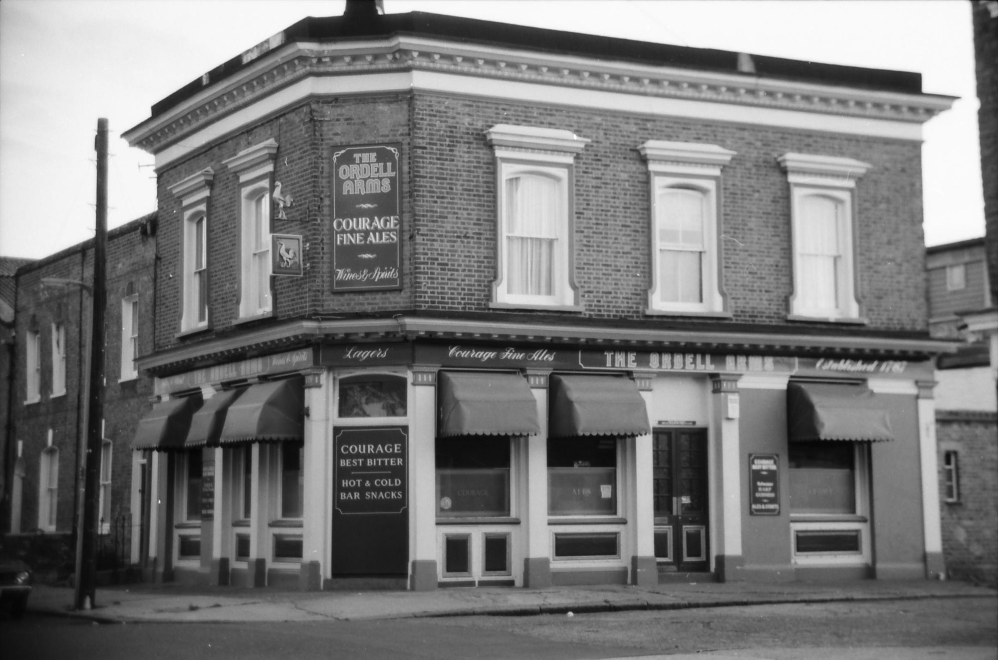 Ordell Arms London E3 taken in 1986. (Pub, External, Key). Published on 28-03-2018