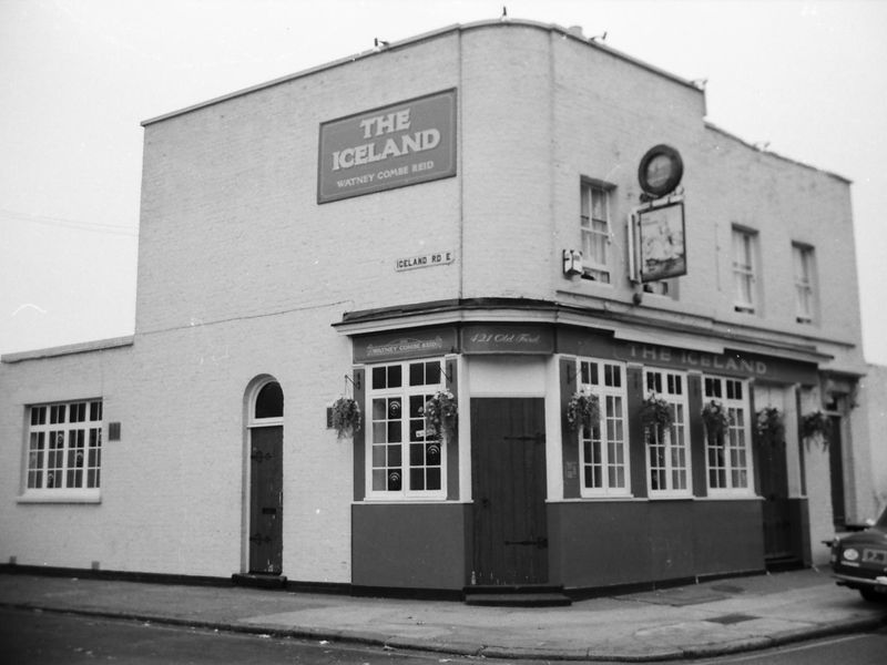 Iceland London E3 taken in 1986. (Pub, External). Published on 28-03-2018