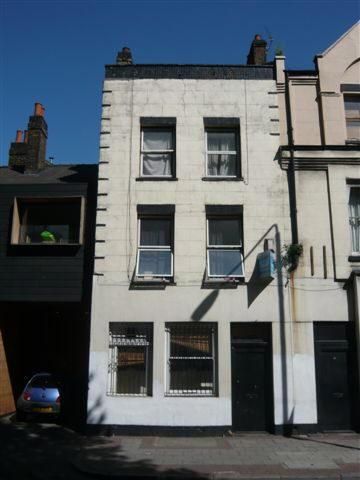 E3 Ye Old Three Tuns  London E3 taken June 2008. (Pub, Key). Published on 07-04-2016