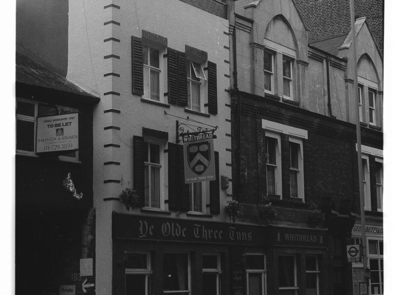 Ye Olde Three Tuns London E3 taken in 1985. (Pub, External, Key). Published on 28-03-2018