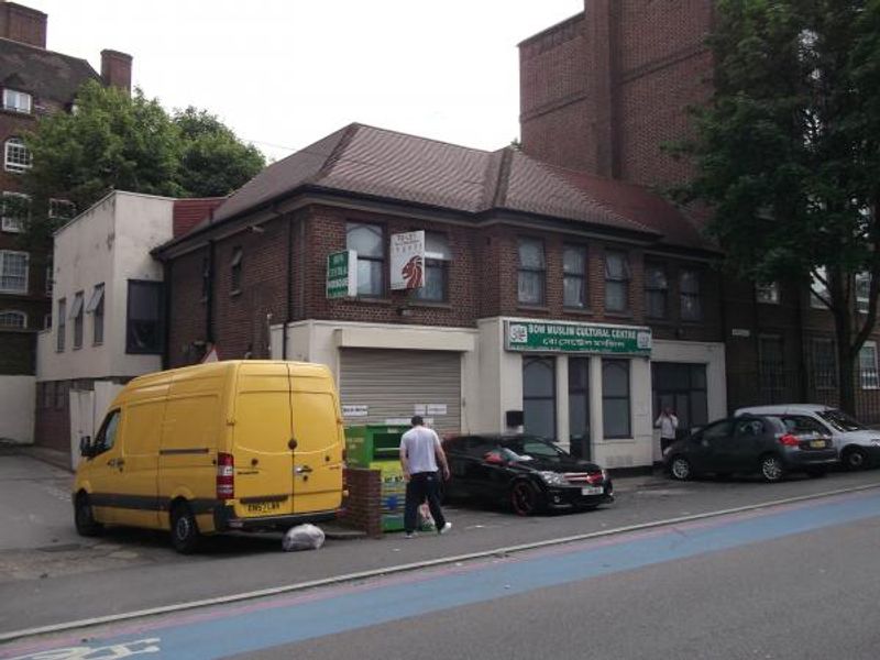 Bombay Grab London E3. (Pub, External). Published on 21-09-2013