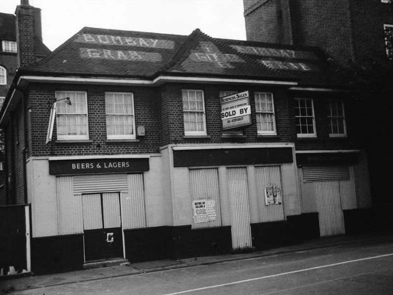 Bombay Grab London E3 taken in 1987. (Pub, External). Published on 28-03-2018