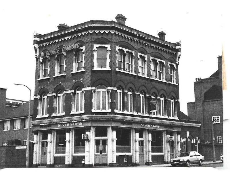 Seven Stars London E3 at the time of its sale.. (Pub, External). Published on 27-04-2023