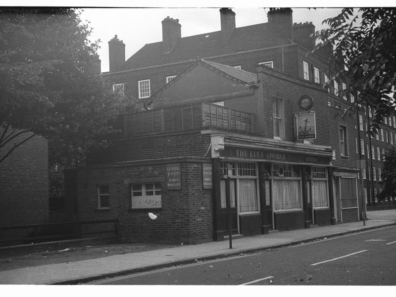 Blue Anchor London E3 taken in 1985. (Pub, External). Published on 28-03-2018