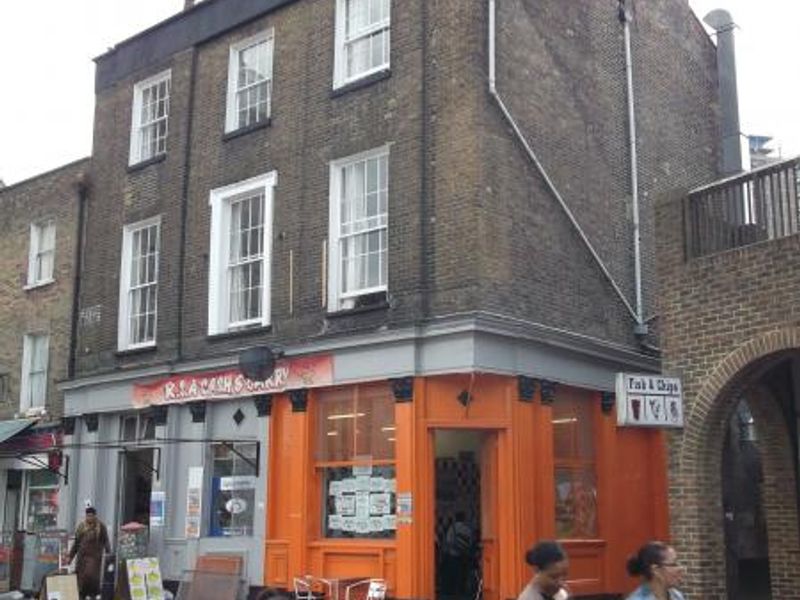 Rose & Crown London E3 taken July 2013. (Pub, External). Published on 21-11-2013