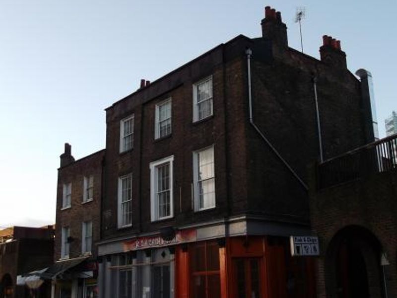 Rose & Crown London E3 taken Feb 2014. (Pub, External). Published on 06-04-2014