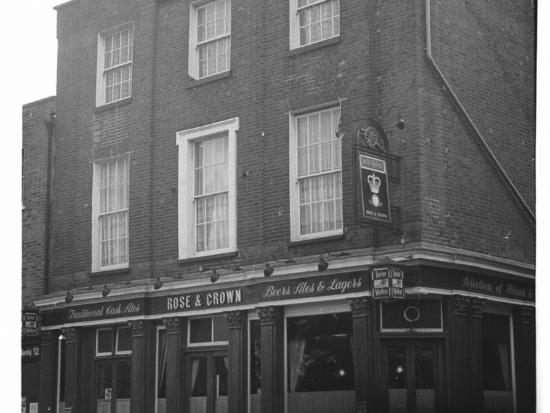 Rose & Crown London E3 taken in 1985. (Pub, External, Key). Published on 28-03-2018
