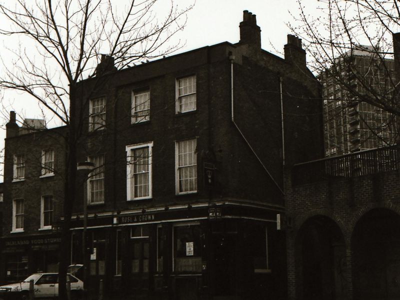E3-Rose & Crown taken Dec92-Jan94.. (Pub, External). Published on 28-03-2018