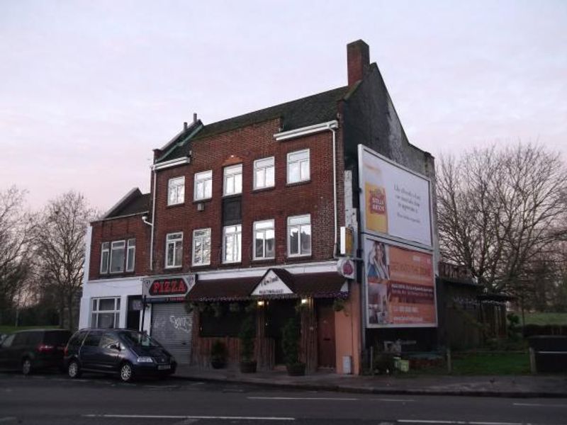 Melody Park Inn London E3 taken Jan 2014. (Pub, External). Published on 22-01-2014