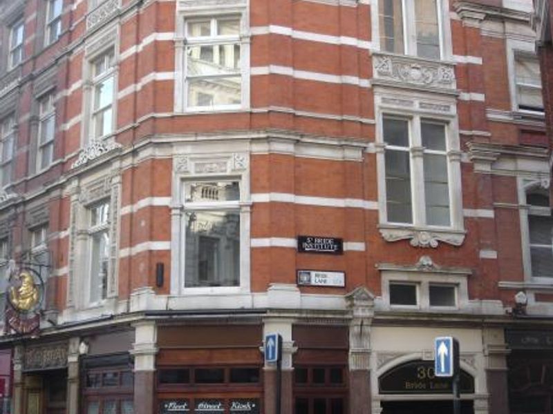 Punch Tavern London EC4 taken Jan 2008. (Pub, External). Published on 01-12-2013 