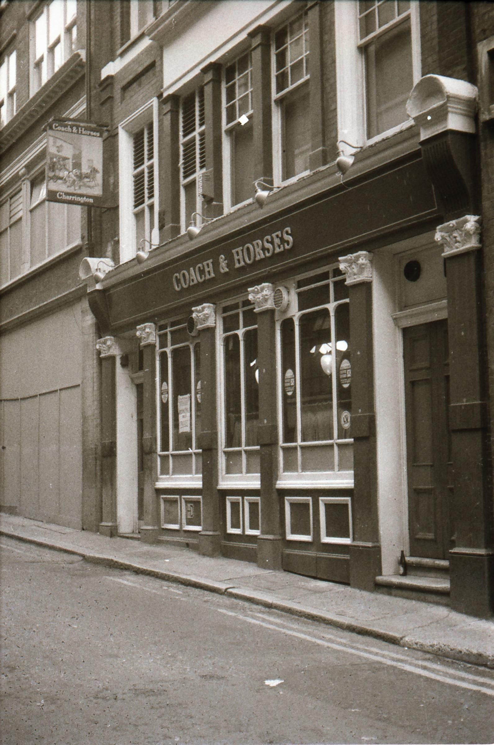 Coach & Horses London EC4 taken in mid 1985.. (Pub, External). Published on 13-04-2019