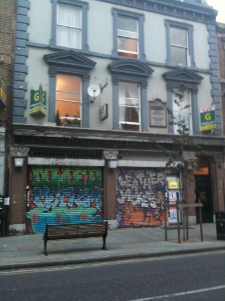 Well & Bucket London E2. (External). Published on 19-11-2013