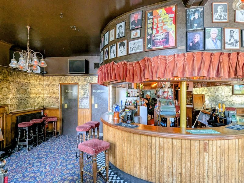 Palm Tree London E3-20250820.. (Pub, Bar, Key). Published on 23-12-2025