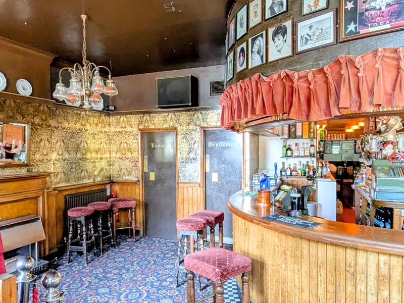 Palm Tree London E3-20250820.. (Pub, Bar). Published on 23-12-2025 