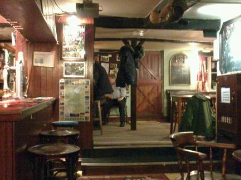(Pub, Bar). Published on 28-02-2014 