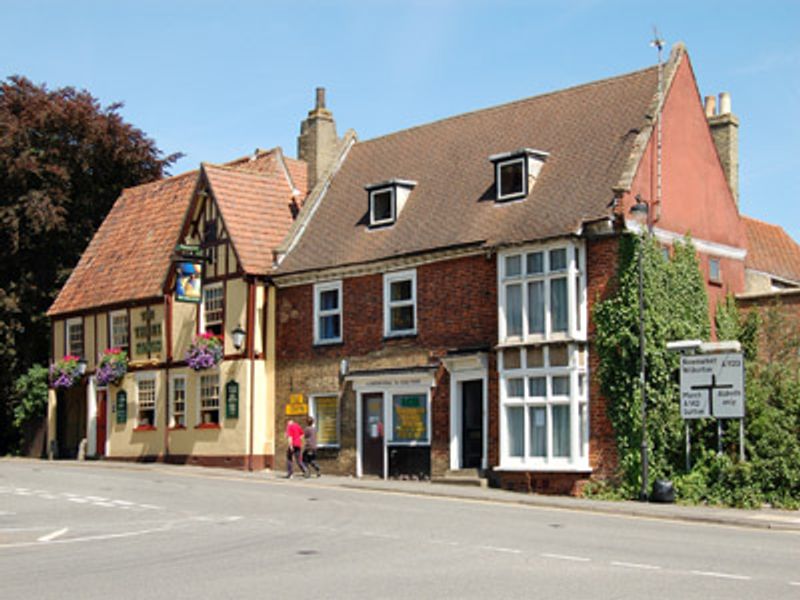 Three Kings - Haddenham. (Pub, External). Published on 05-10-2012 