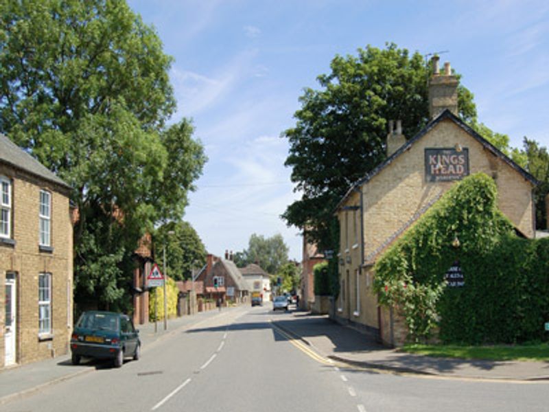 Kings Head - Wilburton. (Pub, External). Published on 05-10-2012